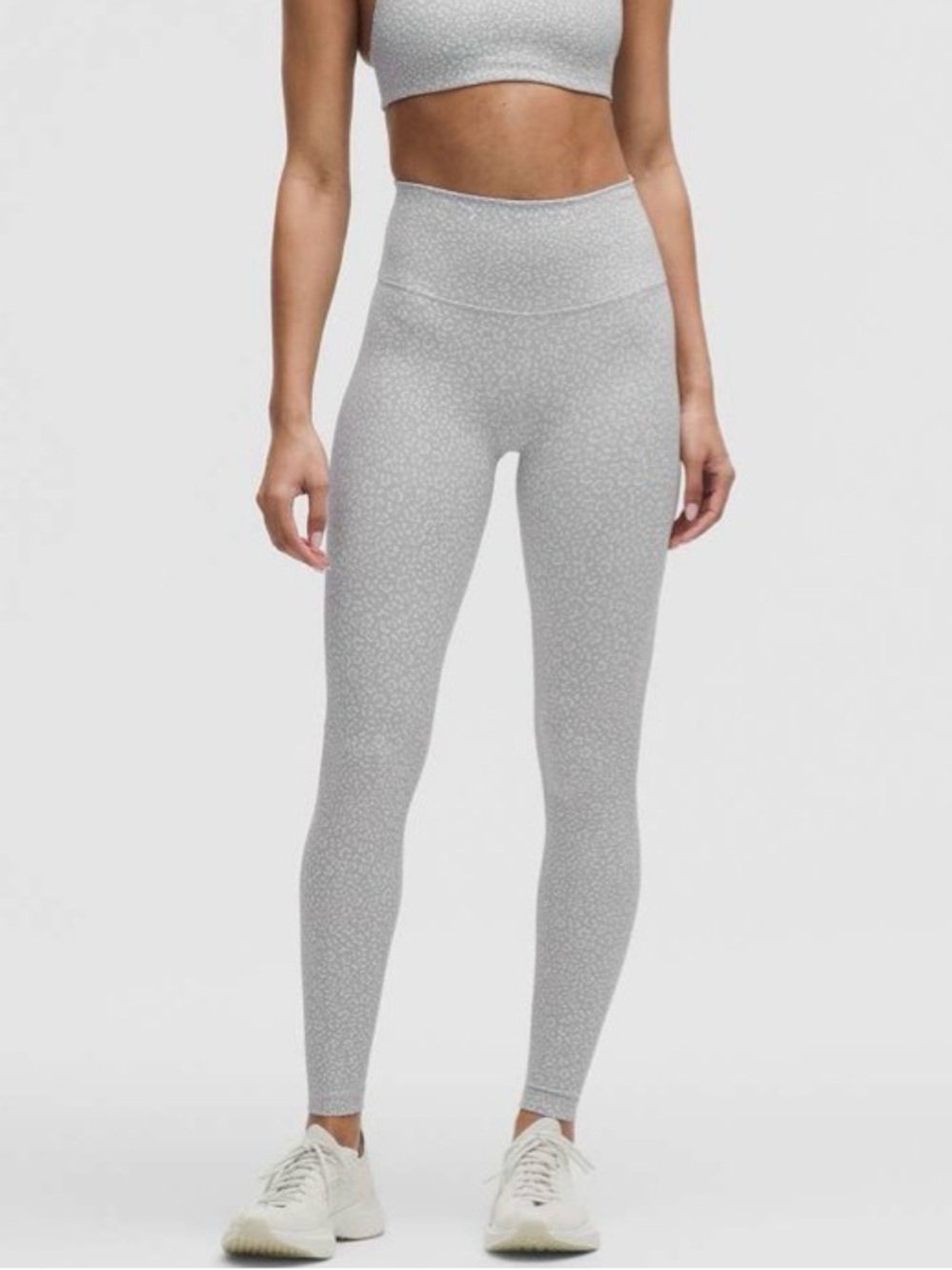 Lululemon wunder train leggings women’s Sz 2 grey Leopard Daisy Starlight Multi